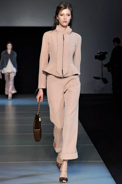 Look 6